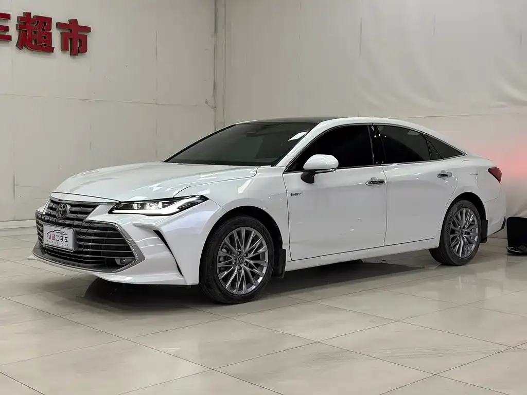 Toyota Avalon 2024 из CN, фото 1