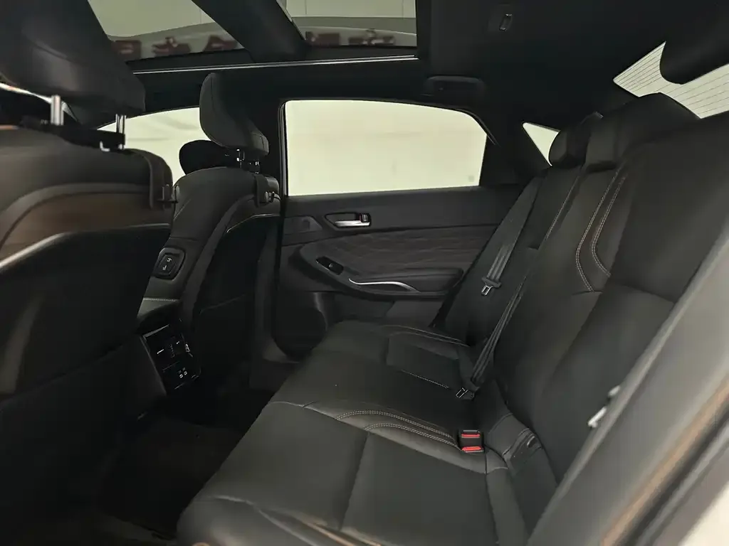 Toyota Avalon 2024 из CN, фото 8