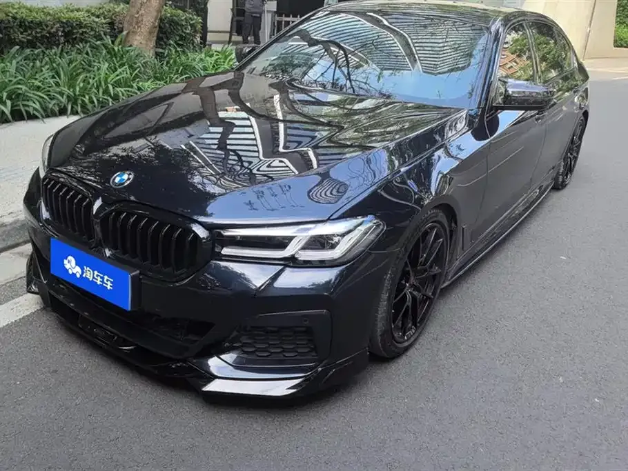 BMW 5 Series — фото 1