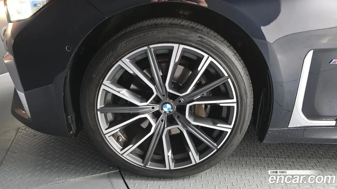 BMW 7-Series 2021 из KR, фото 9