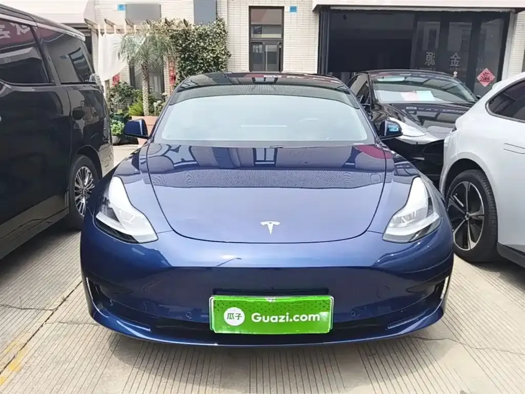 Tesla Model 3 — фото 6