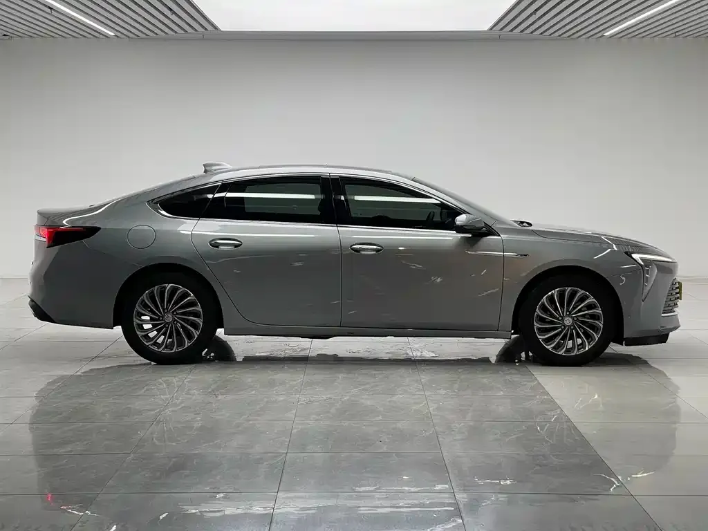 Buick LaCrosse 2024 из CN, фото 4