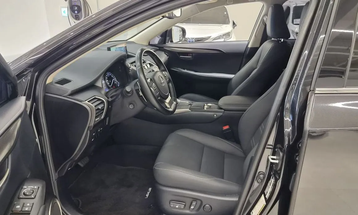 Lexus NX 2021 из KR, фото 2