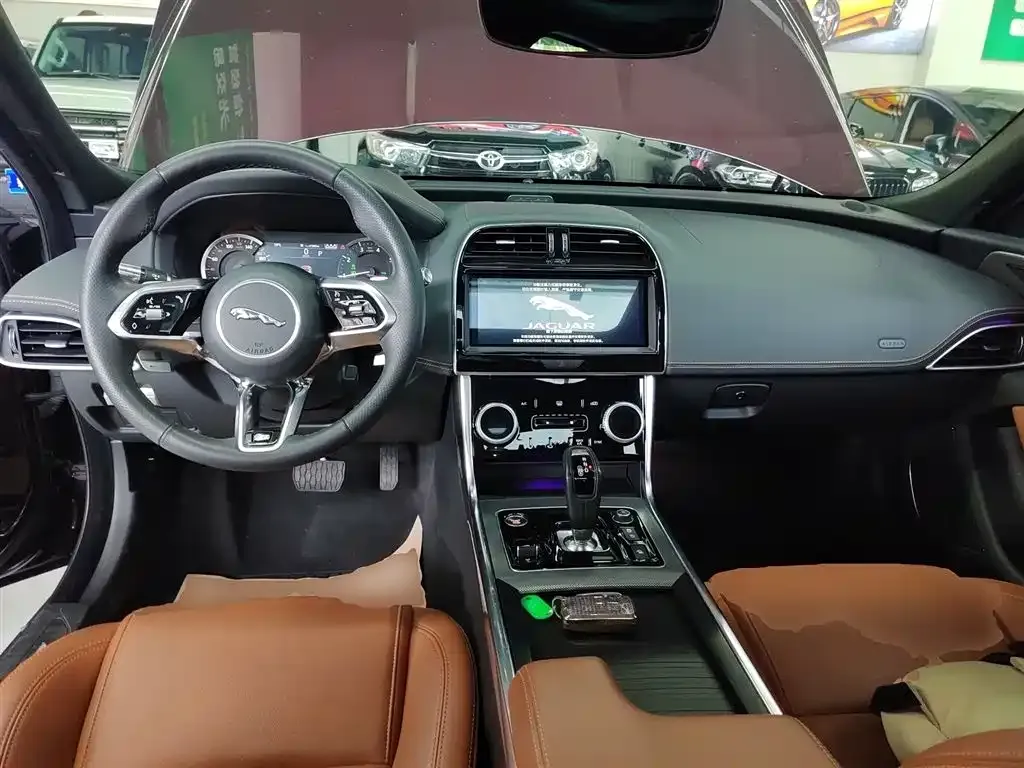 Jaguar XEL 2021 из CN, фото 8