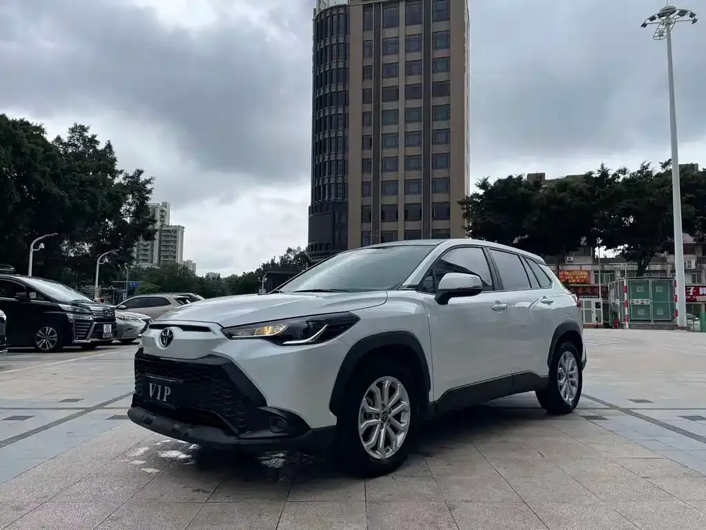 Toyota Frontlander 2023 из CN, фото 4