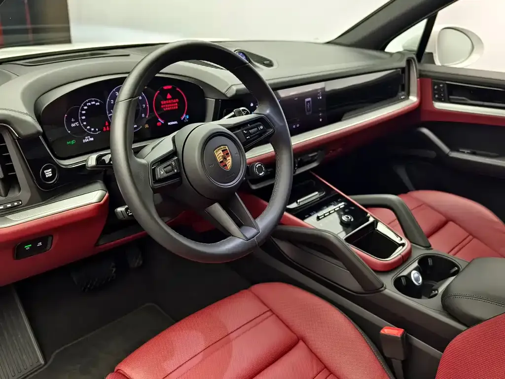 Porsche Cayenne 2025 из CN, фото 2