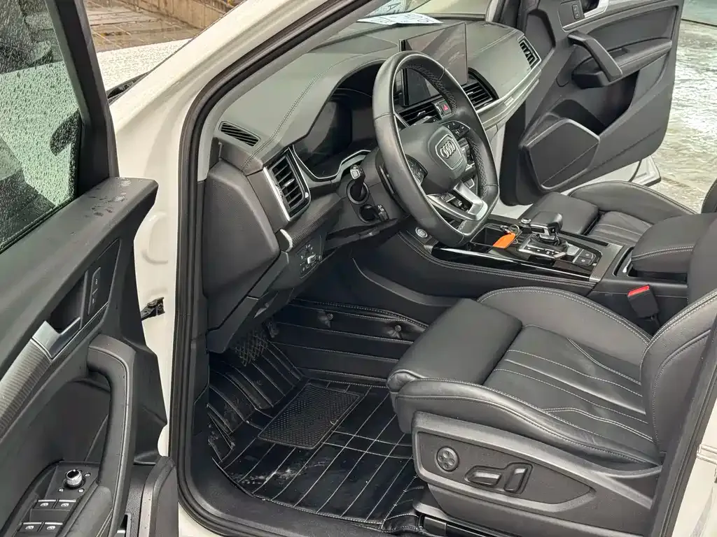 Audi Q5L 2021 из CN, фото 8