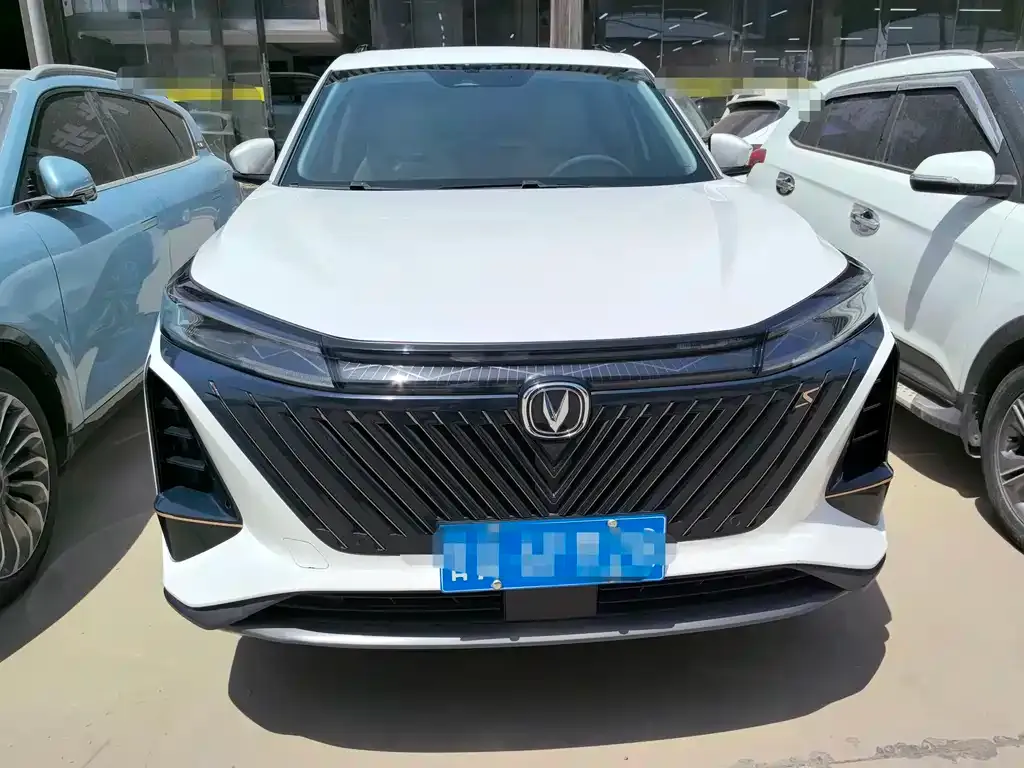 Changan CS75PLUS — фото 2