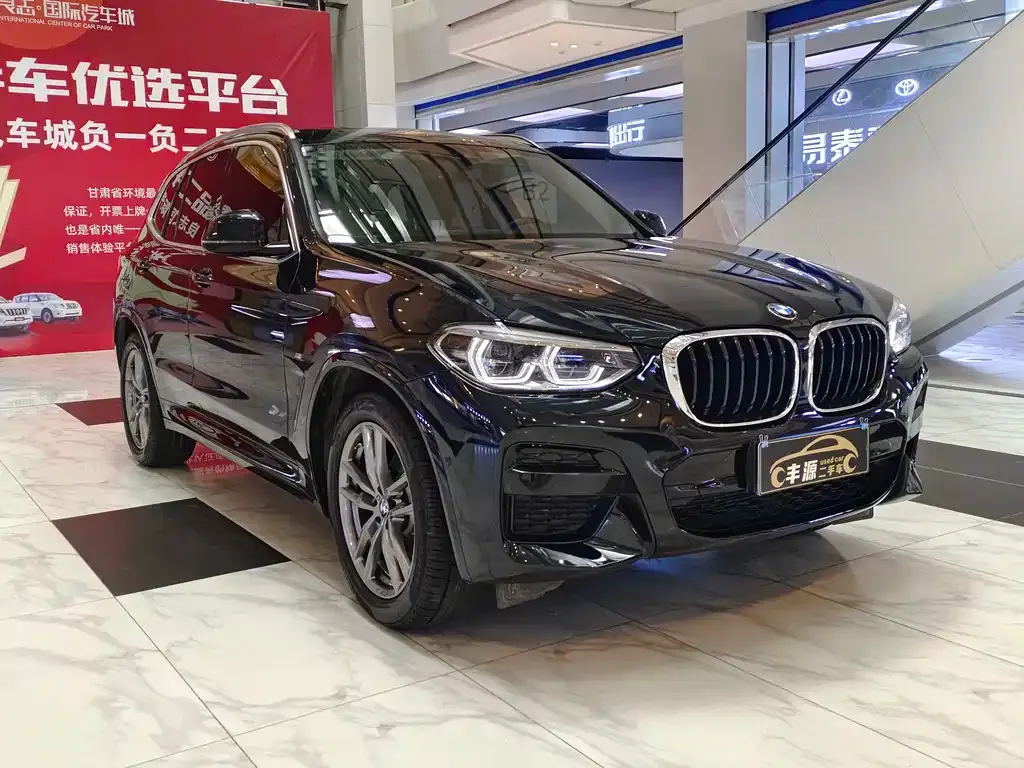 BMW X3 — фото 9