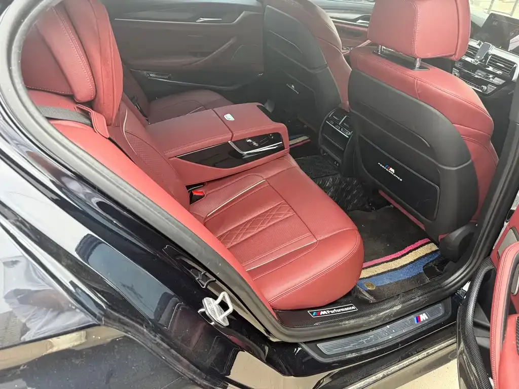 BMW 5 Series New Energy 2021 из CN, фото 2