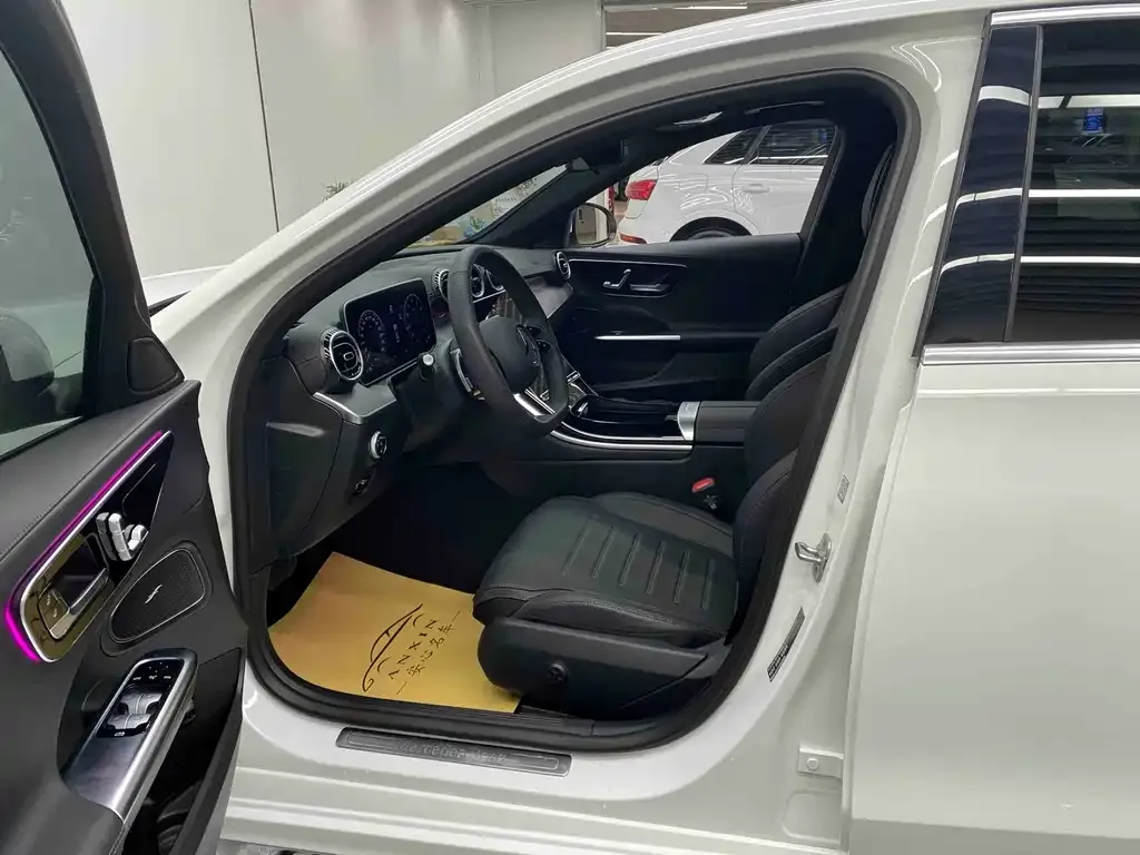 Mercedes-Benz C-Class 2024 из CN, фото 7
