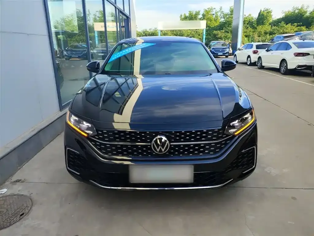 Volkswagen Passat — фото 4