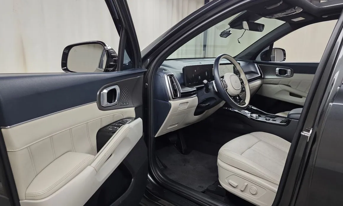 Kia Sorento — фото 8
