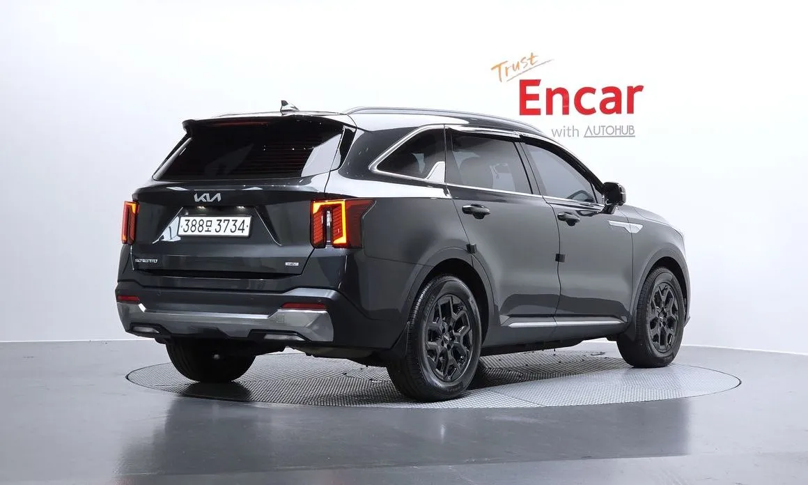 Kia Sorento — фото 4
