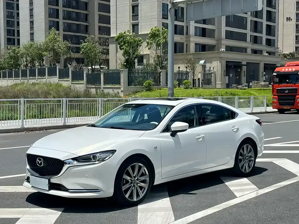 Mazda Atenza — фото 1