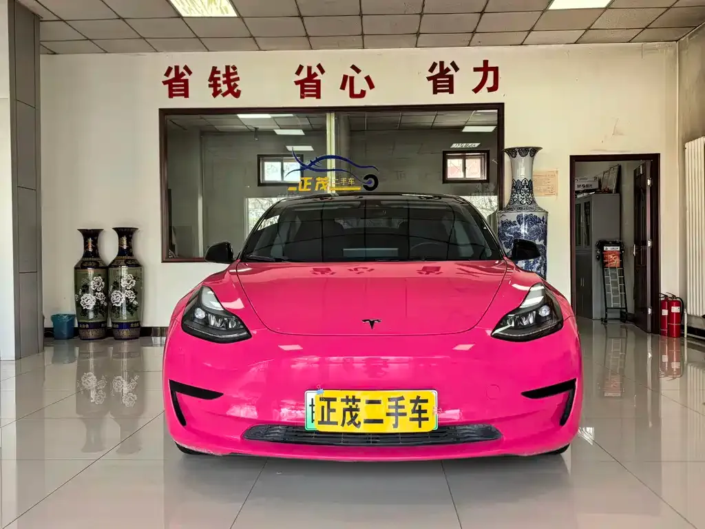 Tesla Model 3 — фото 10