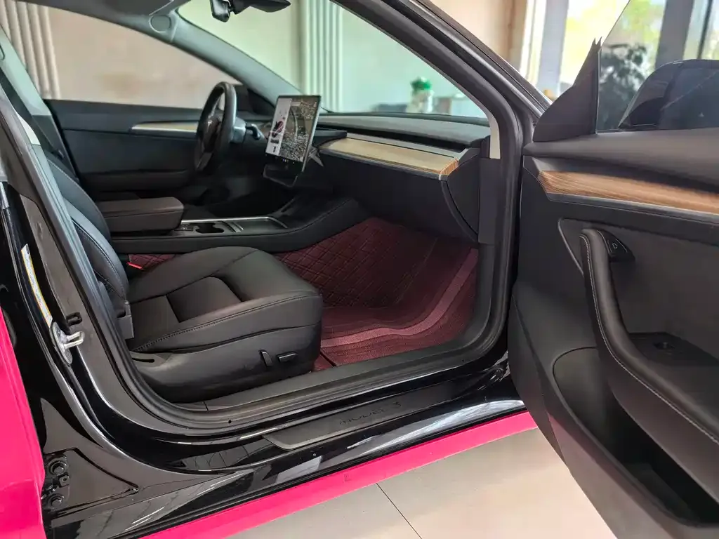 Tesla Model 3 — фото 5