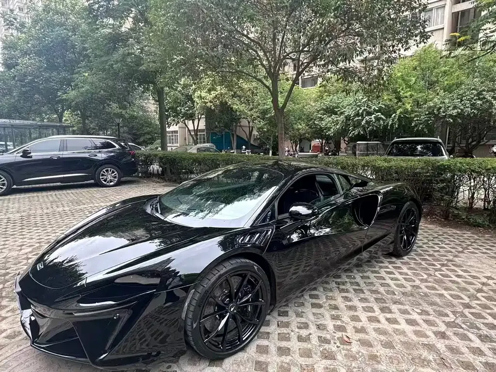 McLaren Artura