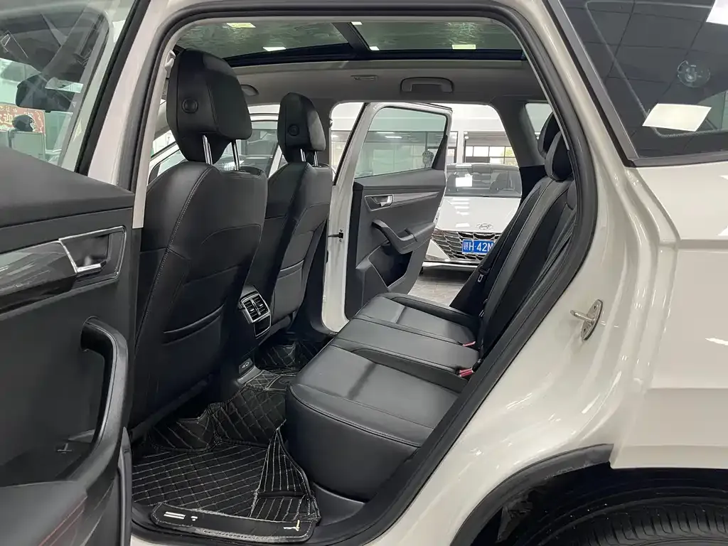 Skoda Karoq 2021 из CN, фото 4