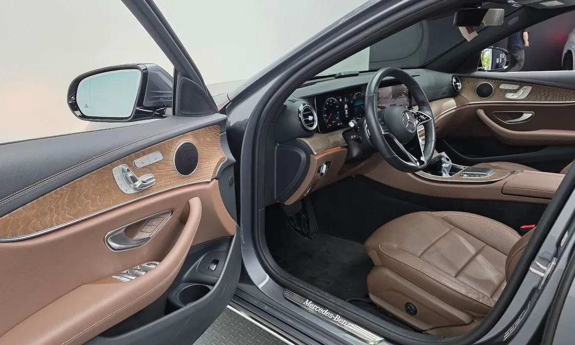 Mercedes-Benz E-Class 2023 из KR, фото 9