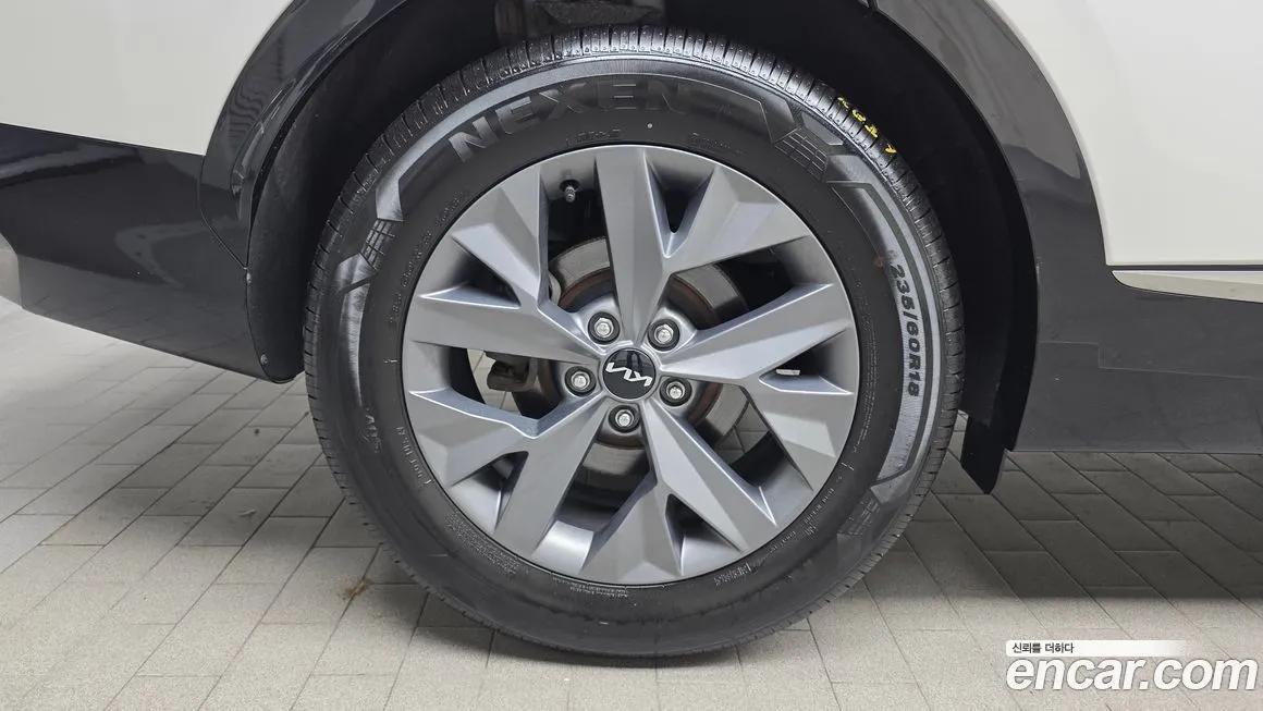 Kia Sportage — фото 9