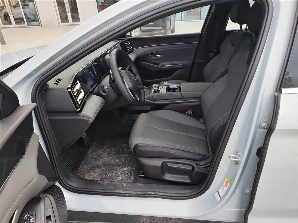 BYD Qin L 2025 из CN, фото 10