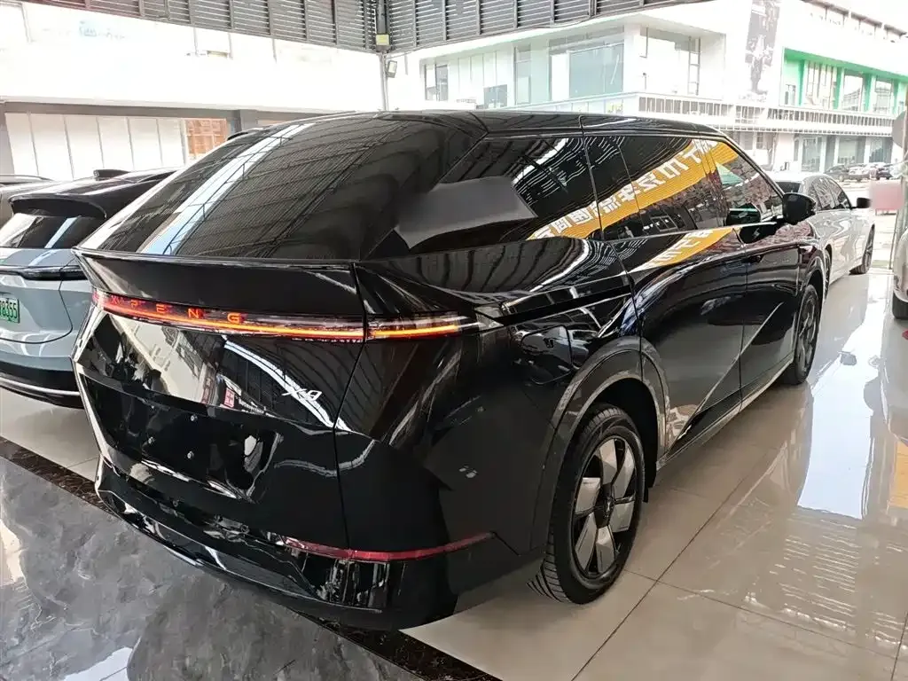 XPeng X9 2024 из CN, фото 6