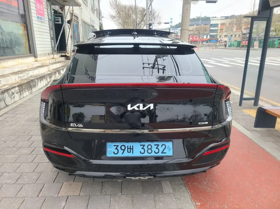 Kia EV6 2023 из KR, фото 7