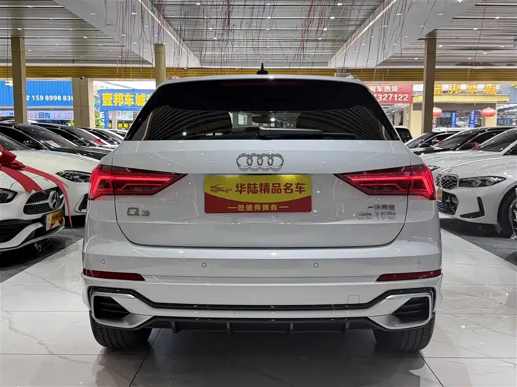 Audi Q3 — фото 10