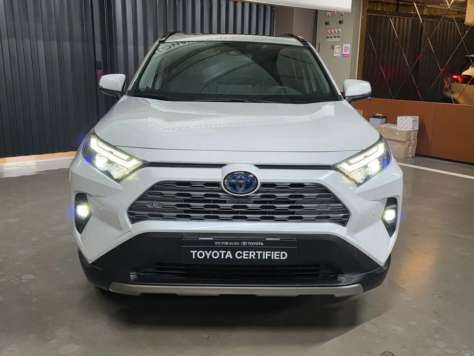 Toyota RAV4 2024 из KR, фото 4