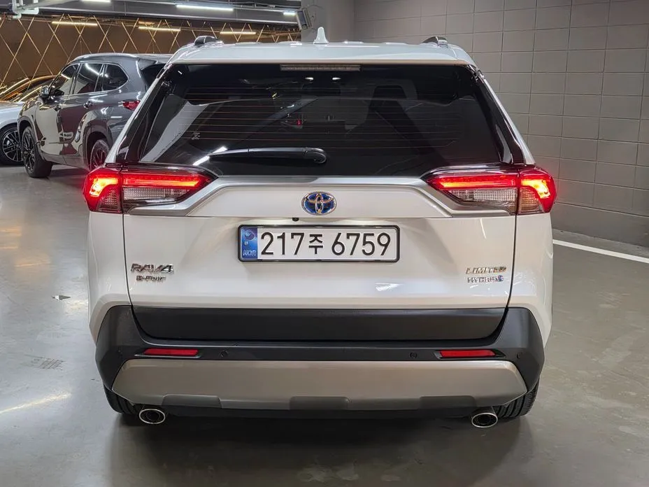 Toyota RAV4 2024 из KR, фото 10