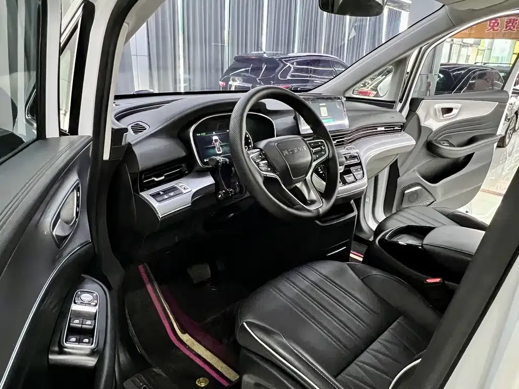 Roewe iMAX8 — фото 9