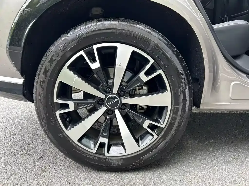 Roewe D5X DMH 2024 из CN, фото 10