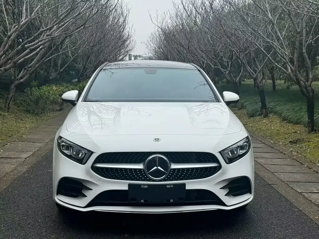 Mercedes-Benz A-Class — фото 9