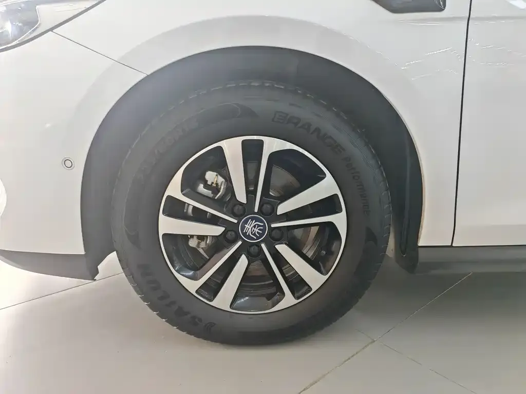 BYD Qin PLUS — фото 2