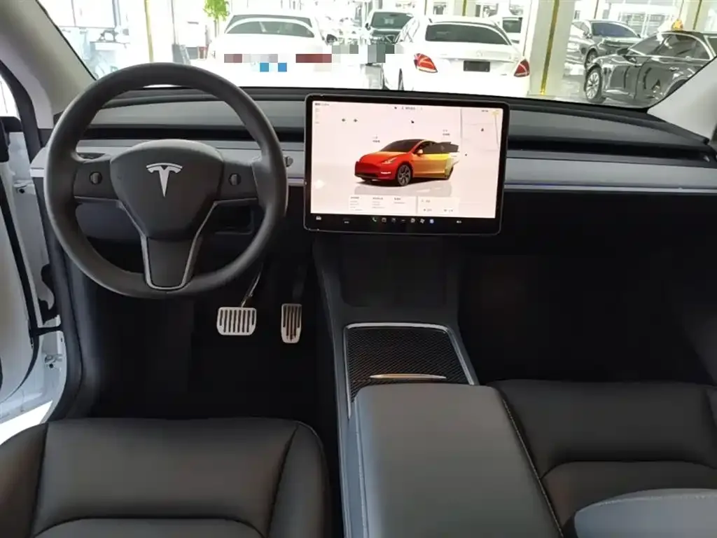 Tesla Model Y 2024 из CN, фото 4