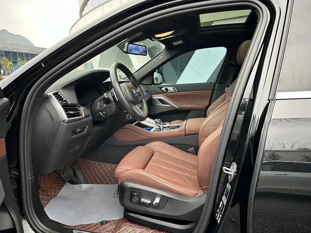 BMW X6 2024 из CN, фото 8