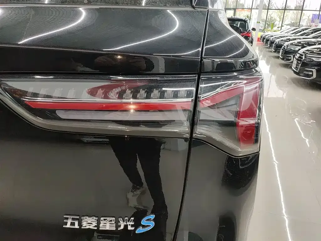 Wuling Xingguang S — фото 8