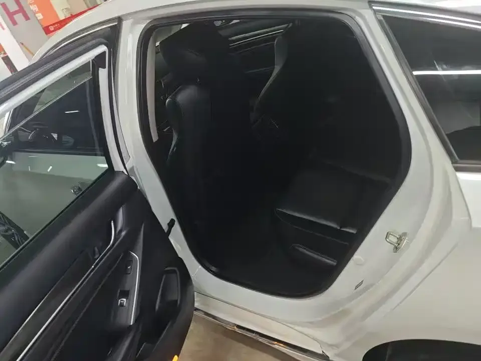 Honda Accord 2022 из CN, фото 5