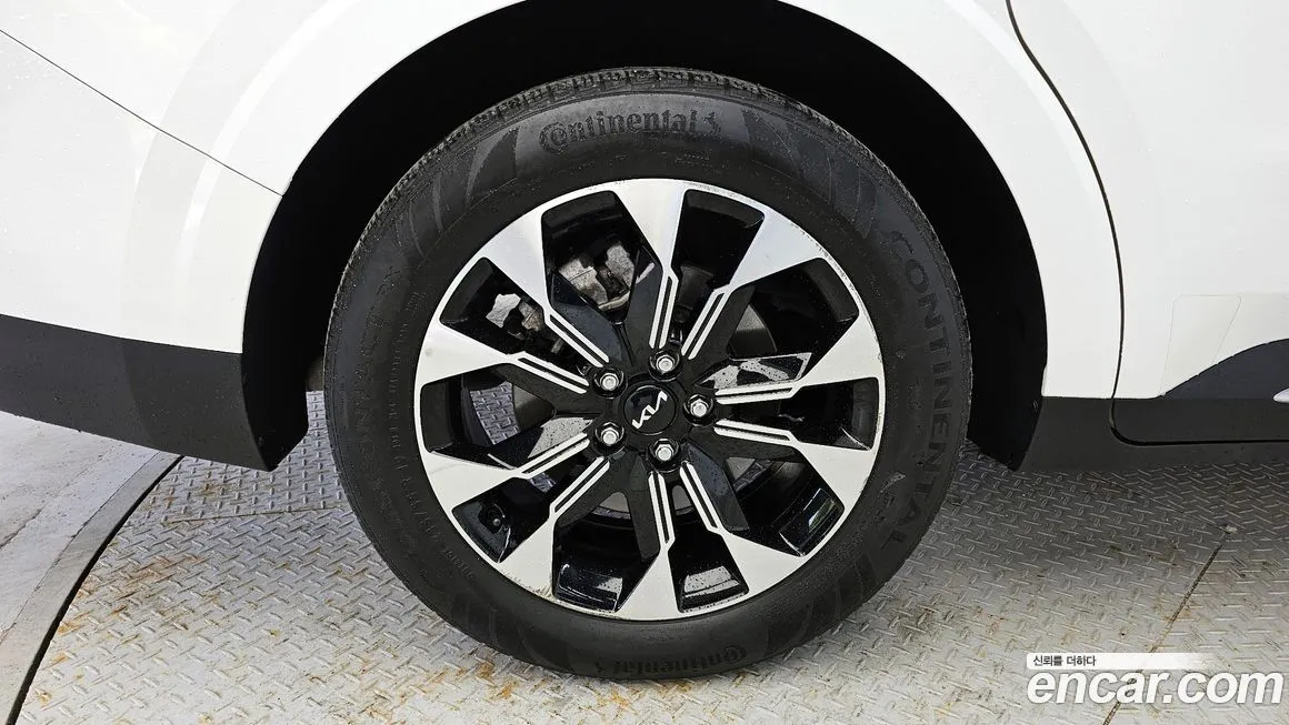 Kia Carnival 2023 из KR, фото 10