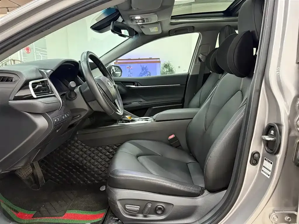 Toyota Camry 2023 из CN, фото 6