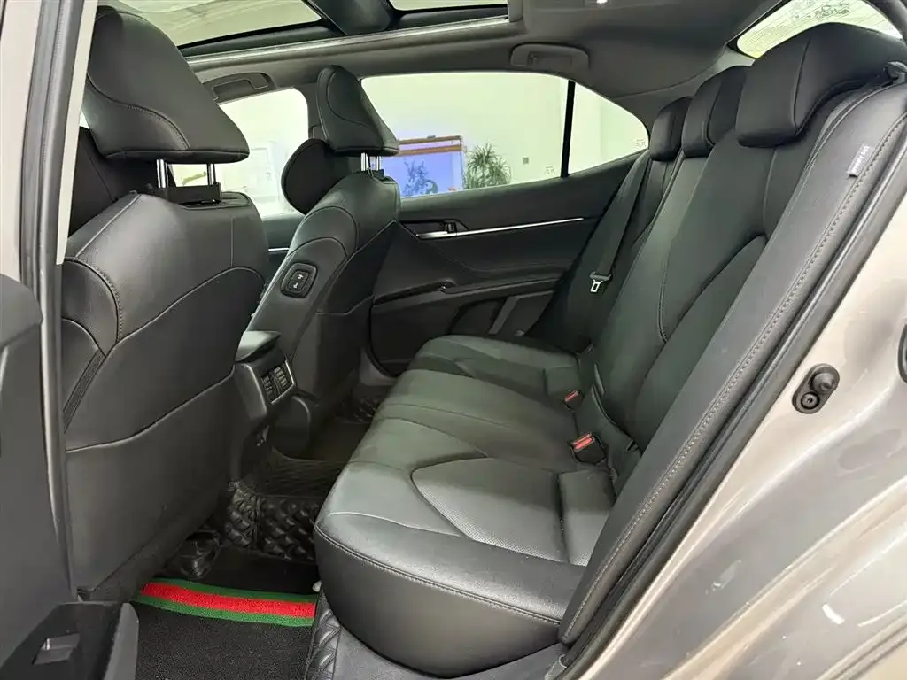 Toyota Camry 2023 из CN, фото 4