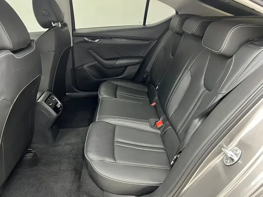 Skoda Octavia 2021 из CN, фото 10
