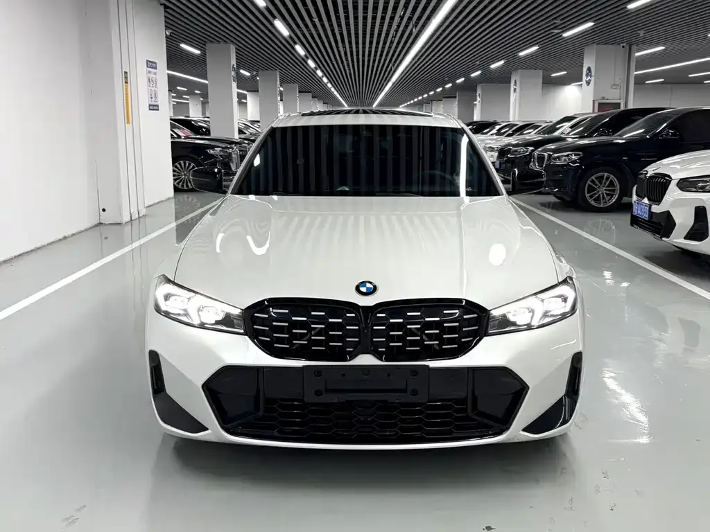 BMW 3 Series 2024 из CN, фото 2