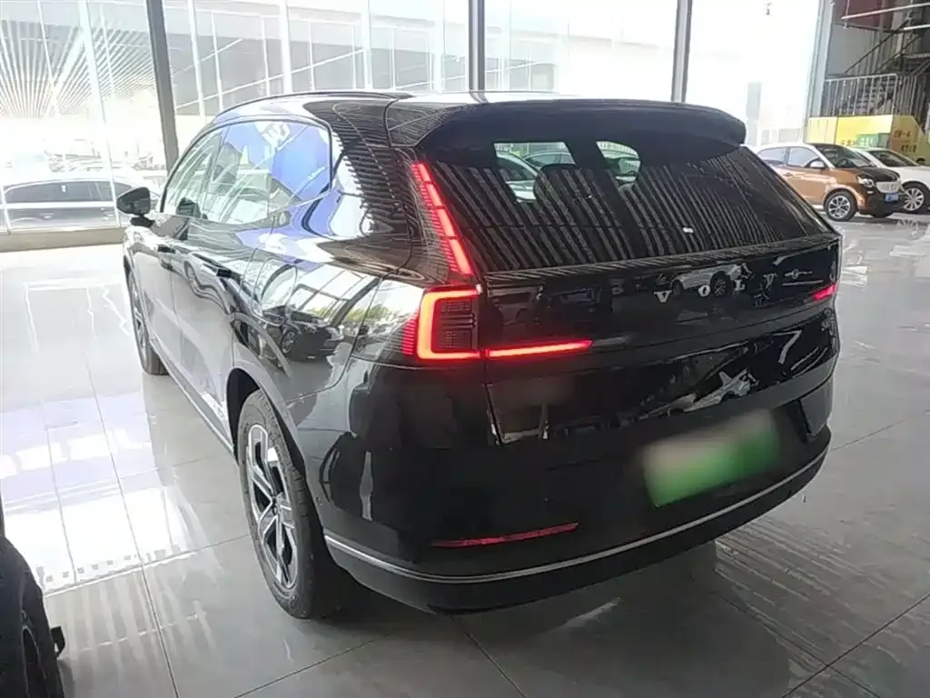 Volvo XC70 Plug-in Hybrid 2026 из CN, фото 7