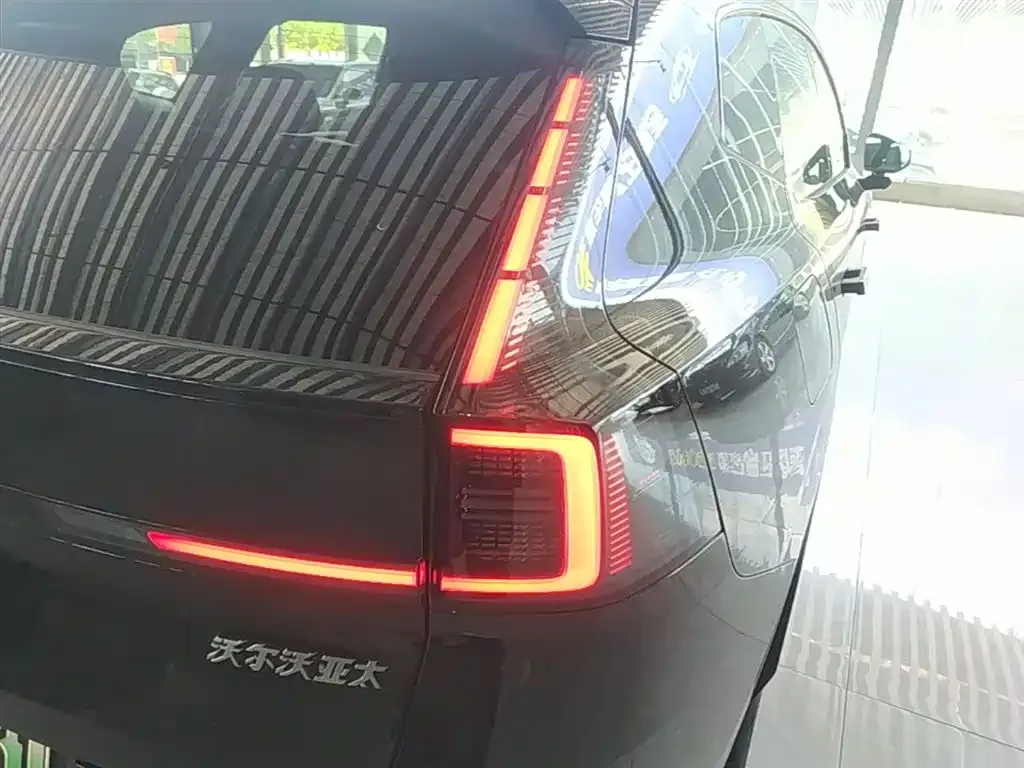 Volvo XC70 Plug-in Hybrid 2026 из CN, фото 3