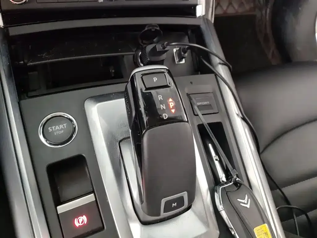 Citroen C6 2023 из CN, фото 9