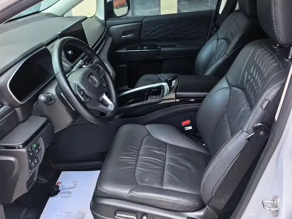 Honda Elysion 2025 из CN, фото 3