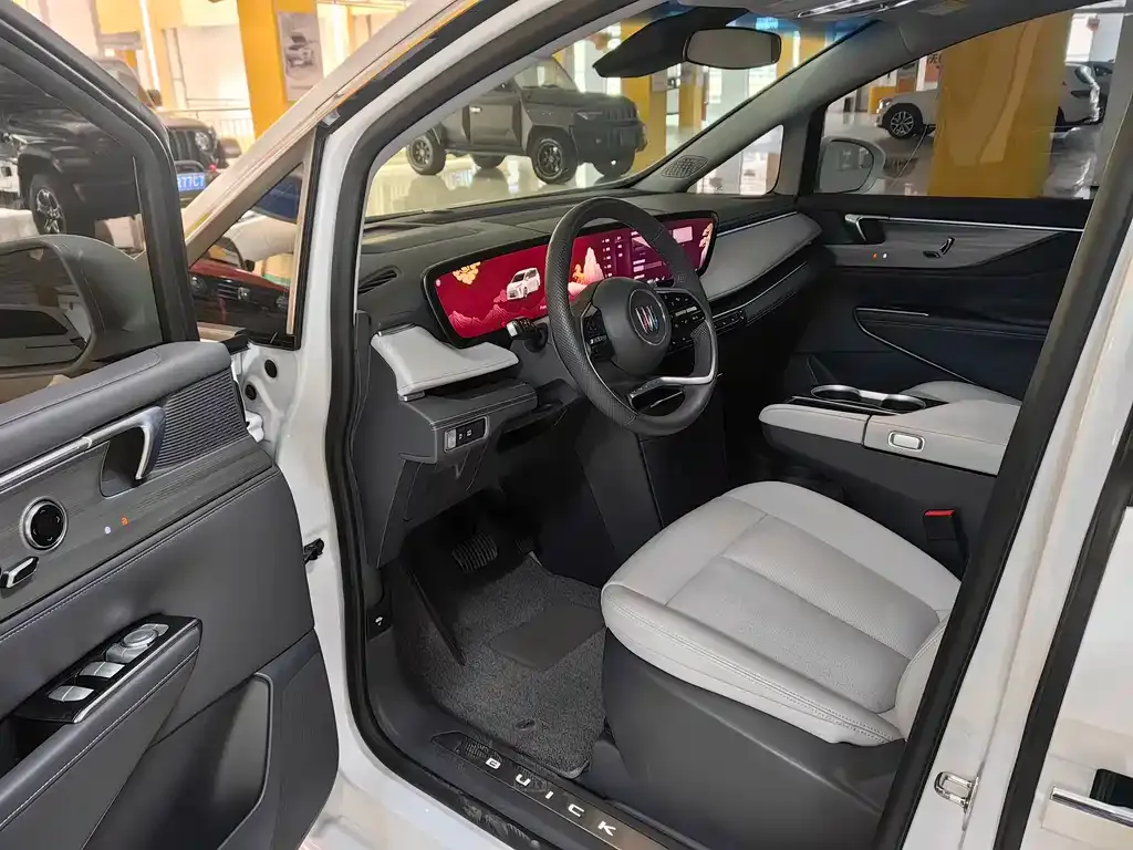 Buick GL8 2025 из CN, фото 3