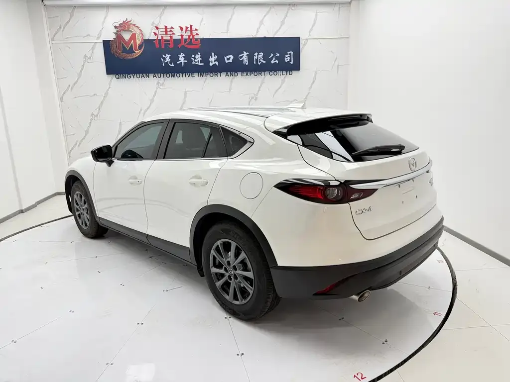 Mazda CX-4 — фото 8